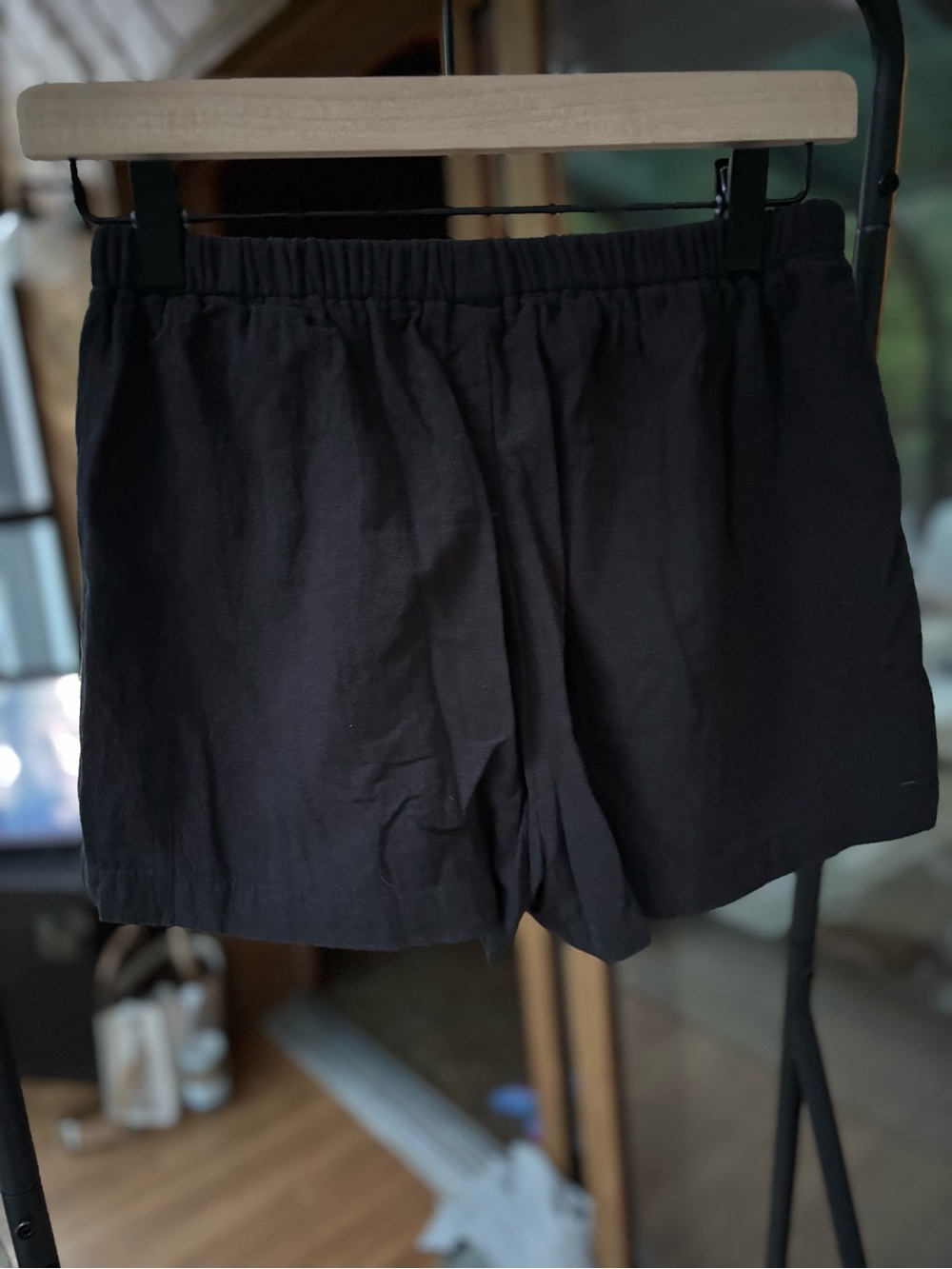 SHEIN Black High Waist Elastic Shorts - Picture 2 of 7